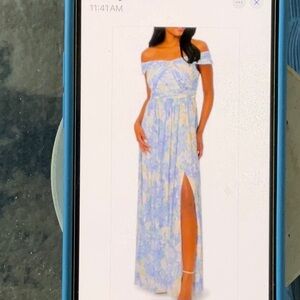 Beautiful, new with tags, Adriana Papelle evening dress.  Blue with pale yellow